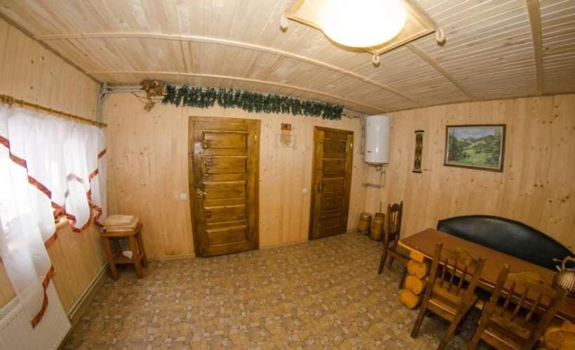 Gostynnyi Dvir U Marichky Hotel Lazeshchyna Bagian luar foto