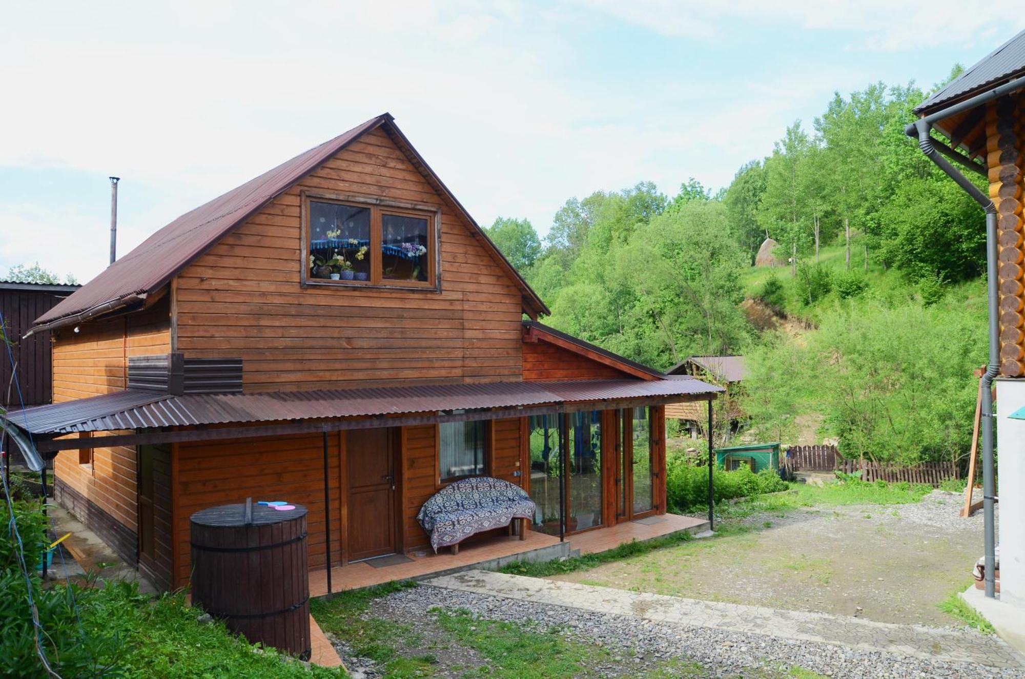 Gostynnyi Dvir U Marichky Hotel Lazeshchyna Bagian luar foto