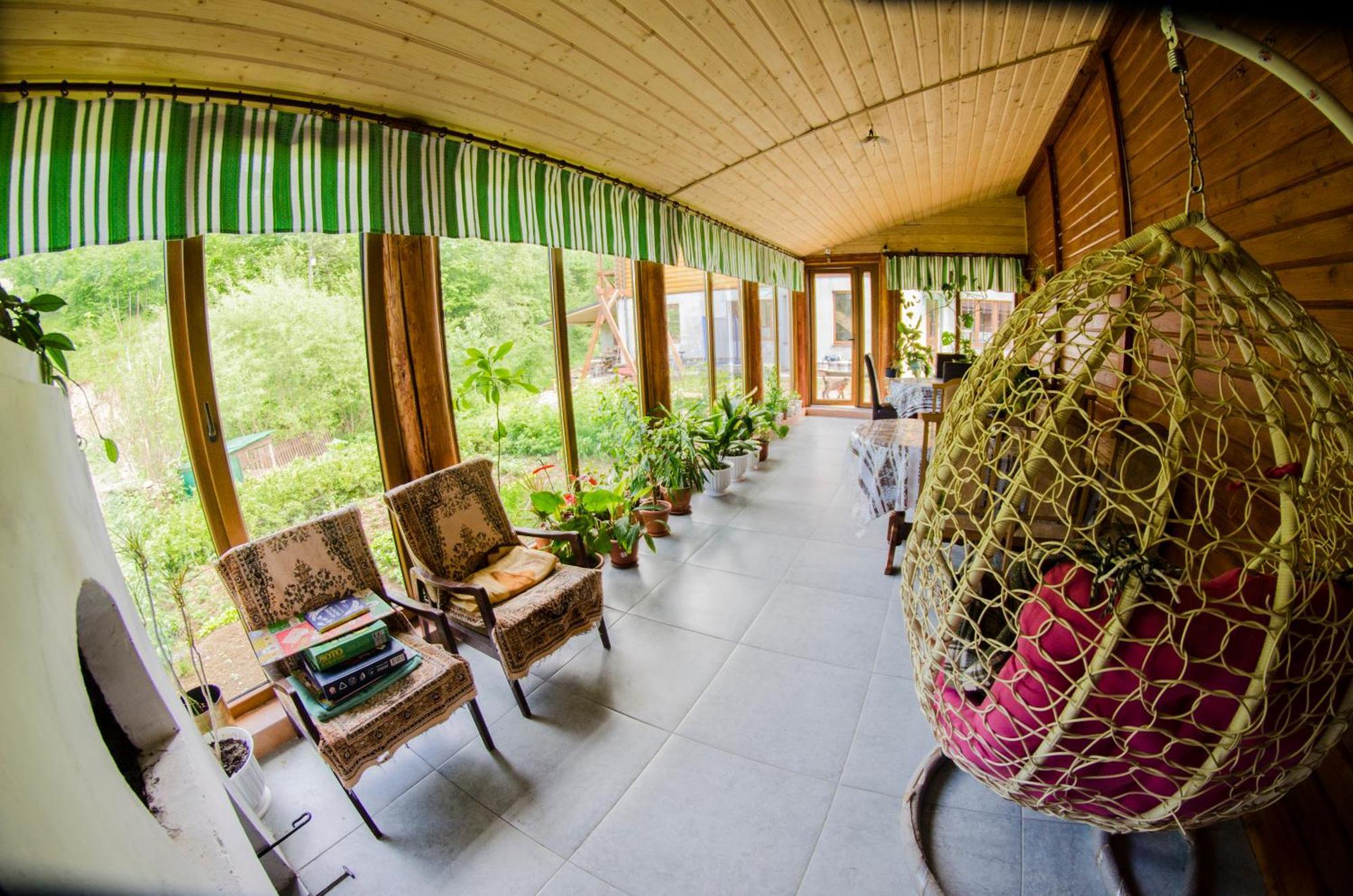 Gostynnyi Dvir U Marichky Hotel Lazeshchyna Bagian luar foto