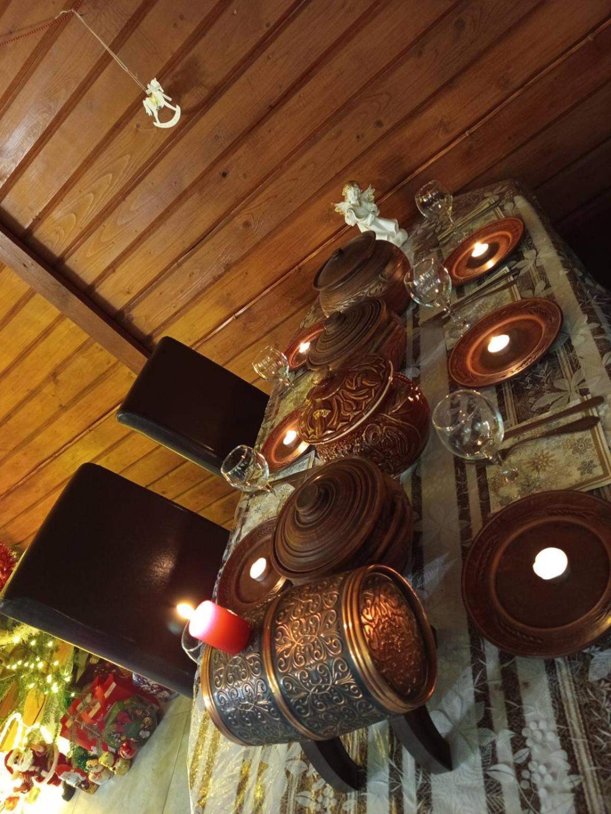 Gostynnyi Dvir U Marichky Hotel Lazeshchyna Bagian luar foto