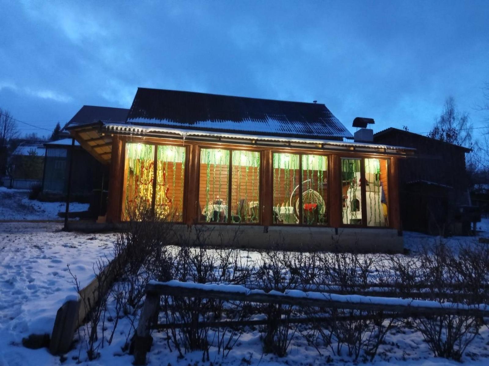 Gostynnyi Dvir U Marichky Hotel Lazeshchyna Bagian luar foto